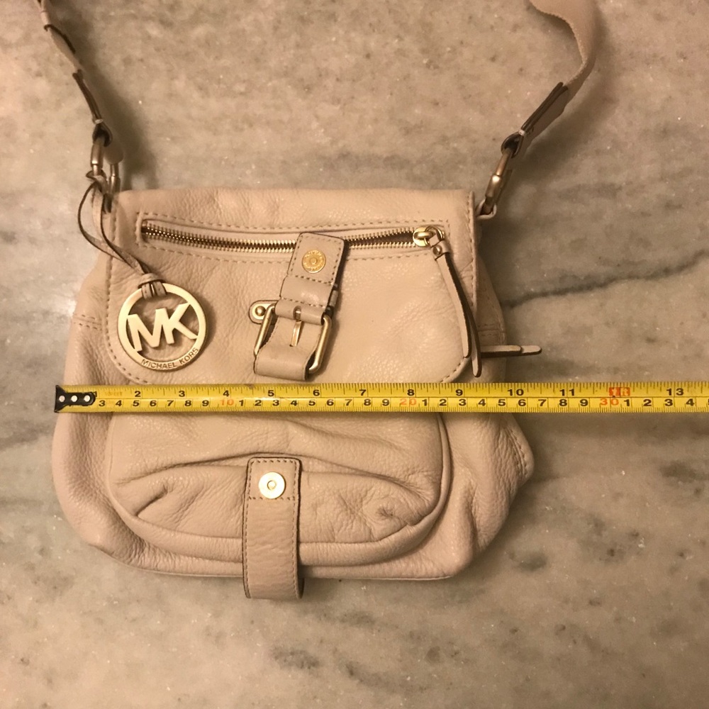 Michael Kors Cross Body Leather bag - Picture 3 of 6